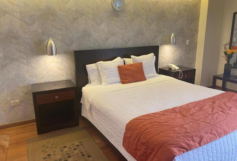 סוויטה, Suites Metropoli