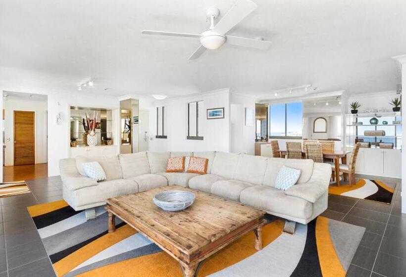 Апартаменты Deluxe 3 Спальни, Columbia Beachfront Apartments On Rainbow Bay
