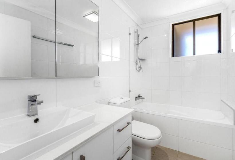 Апартаменты Superior 3 Спальни, Columbia Beachfront Apartments On Rainbow Bay