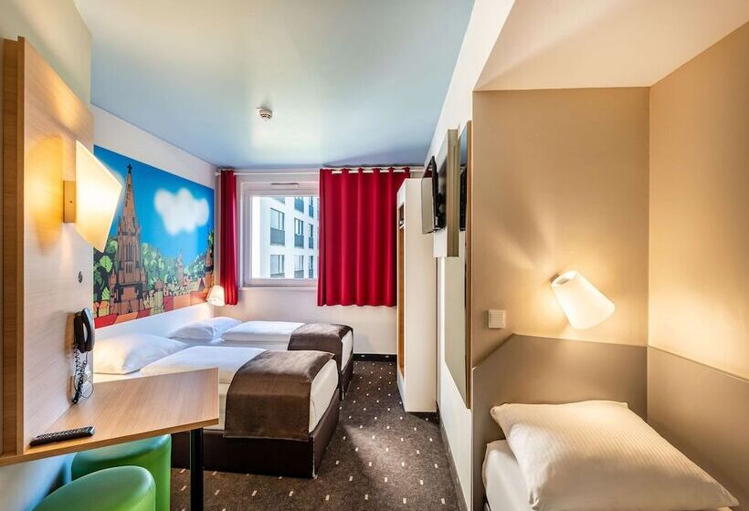 Номер Стандарт Трехместный, B&b Hotel Freiburg Süd
