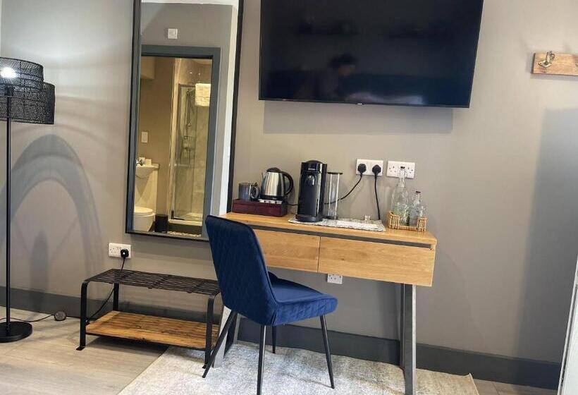 Номер Superior, The Old Talbot Hotel Milton Keynes