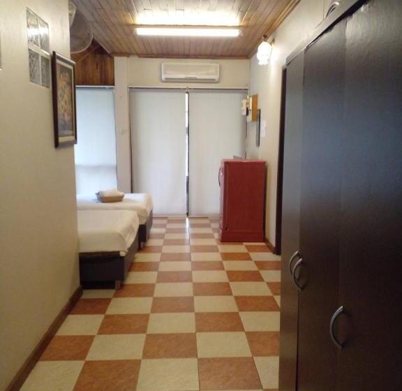 샬레, Baansuanleelawadee Resort Amphawa