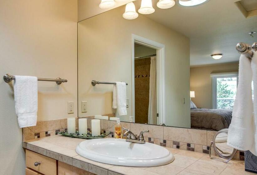 Дом 3 Спальни, Chelan Resort Waterfront Townhouse