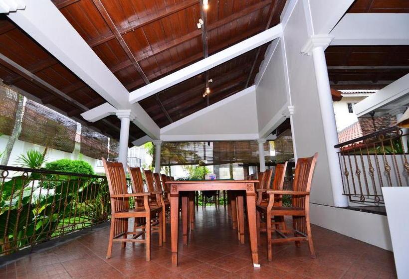豪华园景房, Sevilla Resort Magelang