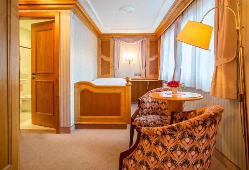 Семейный Номер Deluxe, Olympia