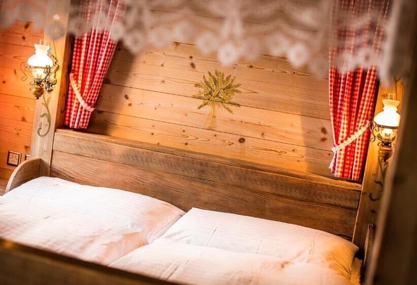 Номер Deluxe, Olympia