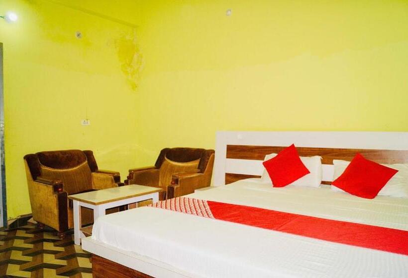 اتاق کلاسیک سه تخته, Oyo Flagship 81203 Sai Kripa Guest House