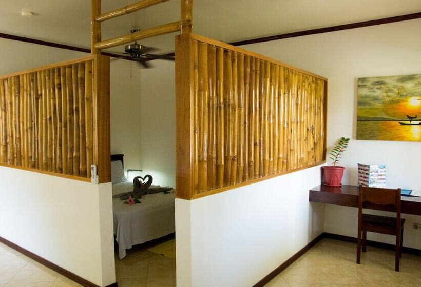 اتاق لوکس, Greenyard Inn