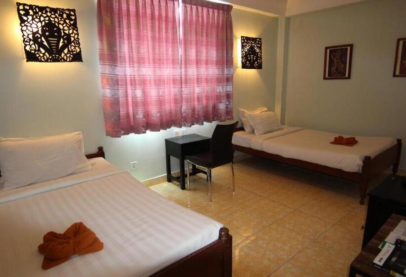 اتاق سوپریور, Naga Angkor Hostel