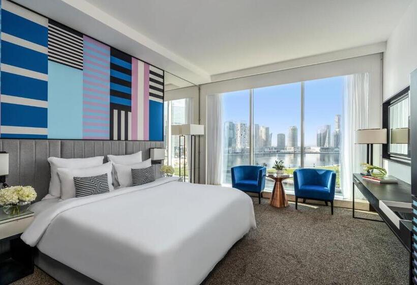 Номер Deluxe Кровать Кинг с Видом, Pullman Dubai Downtown