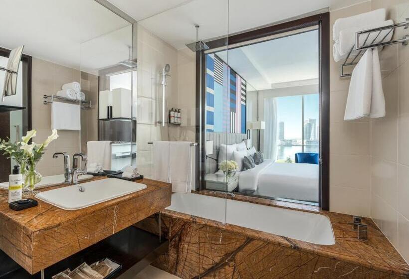 Номер Superior Кровать Кинг, Pullman Dubai Downtown