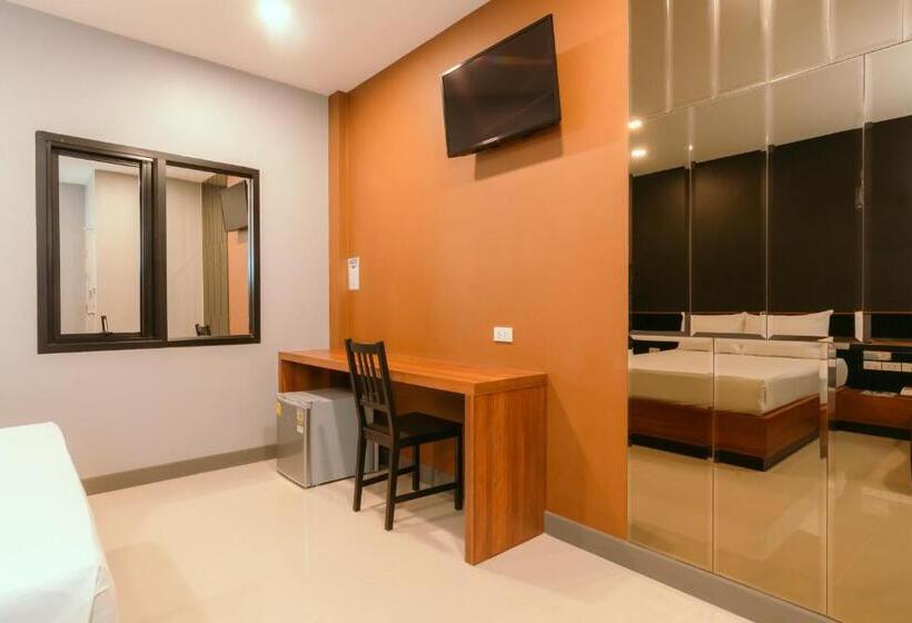 Номер Deluxe, โรงแรมในฝัน