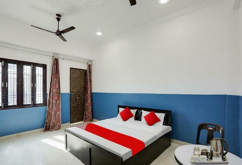 三人经典房间, Oyo Flagship 81149 Kiran Raj Palace