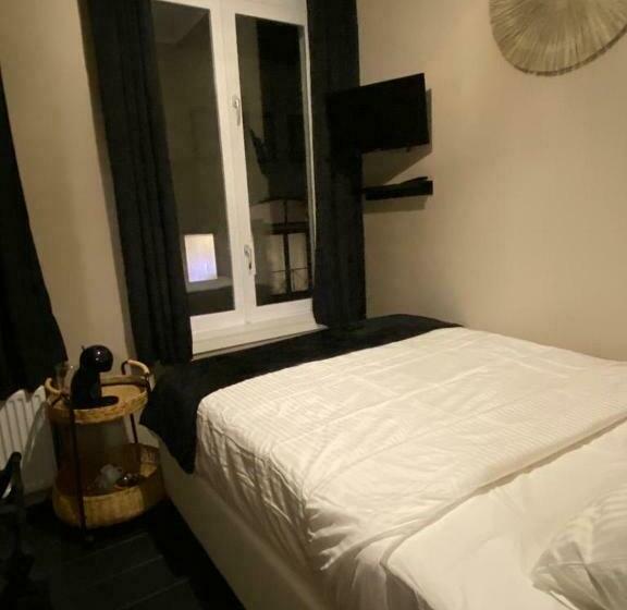 标准间, B&b Anguli