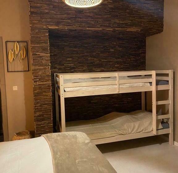 标准间, B&b Anguli