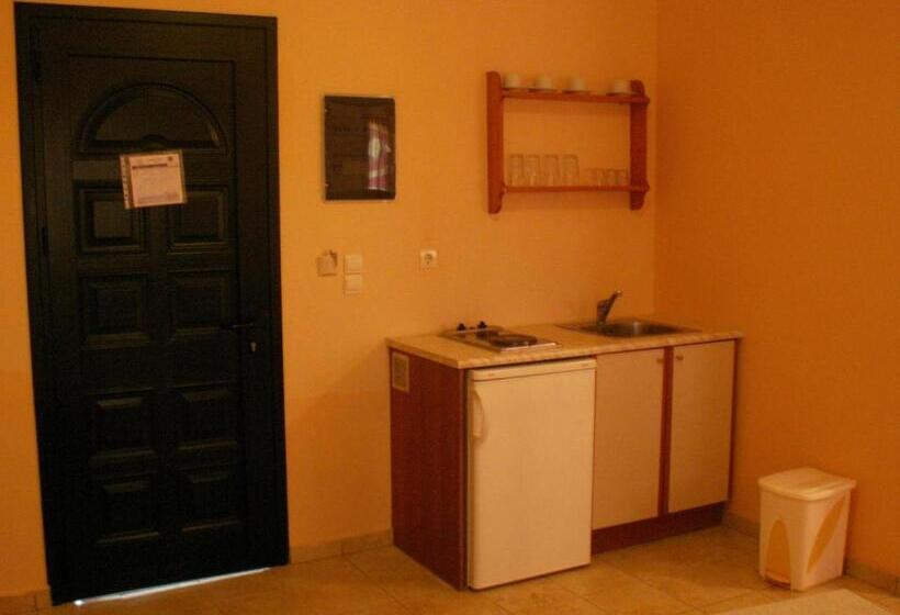 Апартаменты 1 Спальня, Elanthi Village Apartments