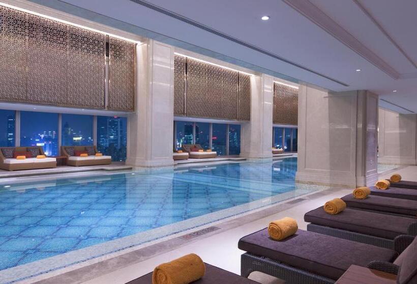 Номер Deluxe Кровать Кинг, Sheraton Grand Wuhan Hankou