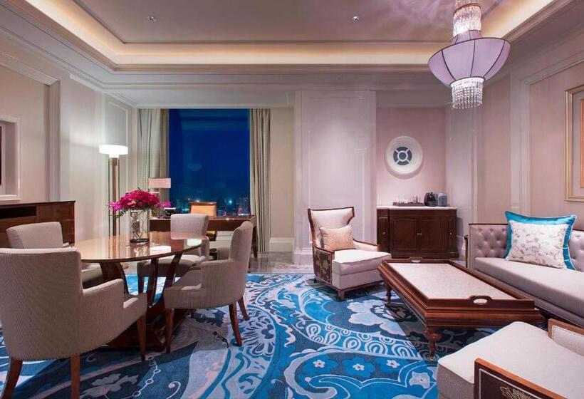 Люкс, Sheraton Grand Wuhan Hankou