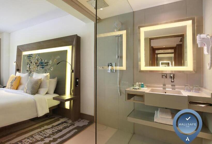 디럭스 룸 킹사이즈 침대, Novotel Bali Ngurah Rai Airport