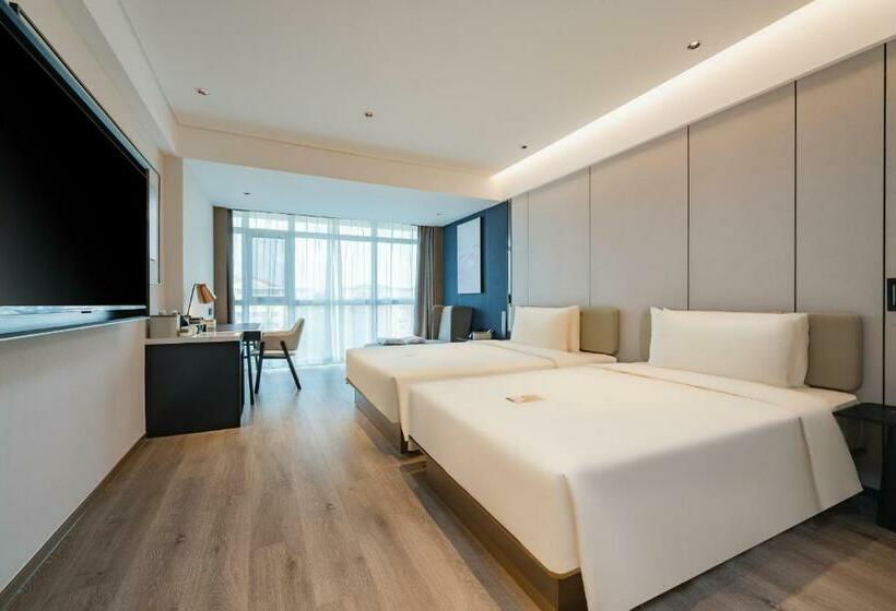 Номер Стандарт, Atour Hotel Qingdao Central Business District University Of Science And Technology