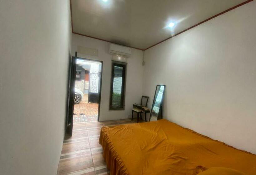 Номер Deluxe, Express O 92147 Nia Residence