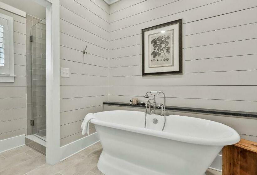스위트 킹사이즈 침대, The Cottages At Laurel Brooke