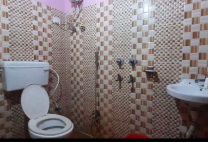 Номер Deluxe, Goroomgo Salt Lake Palace Kolkata