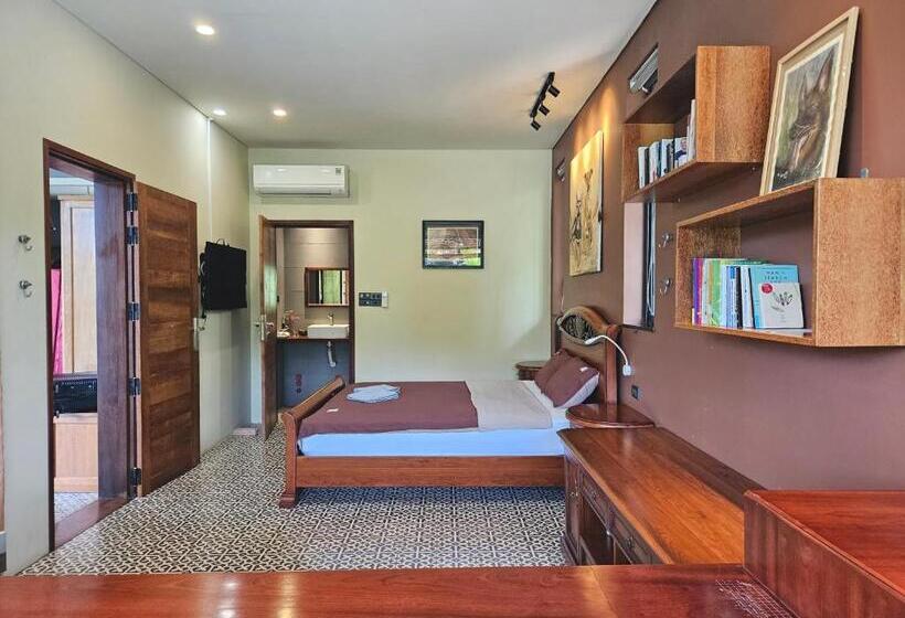 اتاق استاندارد با تخت بزرگ, Comfy Riverside Mekong Homestay Ben Tre