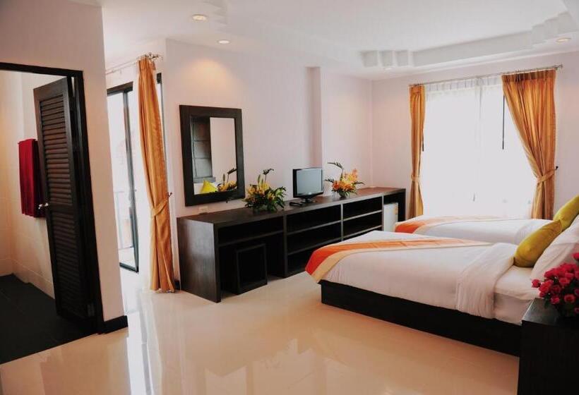 Habitación Deluxe Vista Ciudad, Ice Kamalabeach