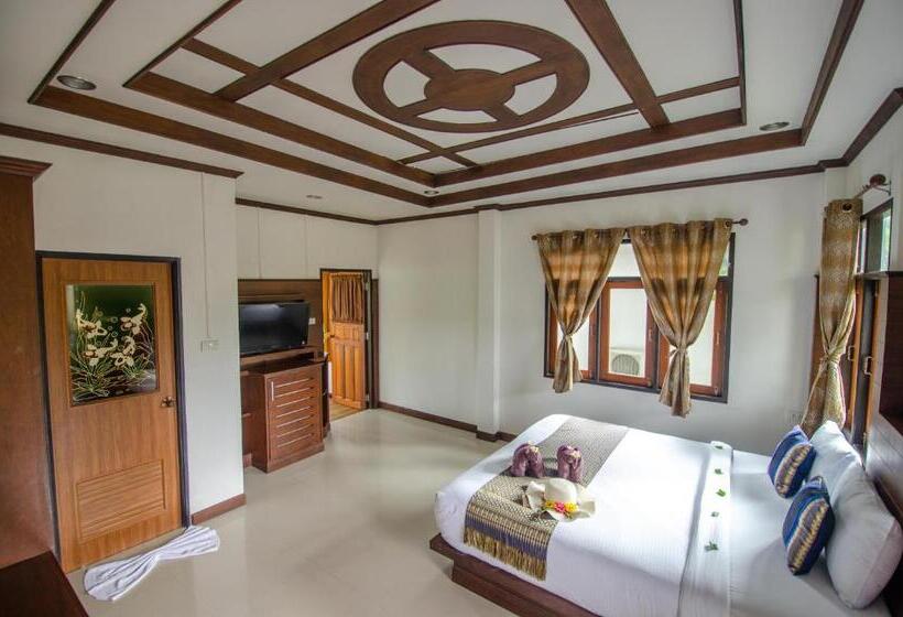 Трехместный Номер Deluxe, Khum Laanta Resort   Sha Extra Plus