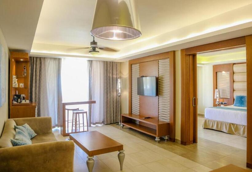 سوئیت کلوب با چشم‌انداز دریا, Majestic Mirage Punta Cana, All Suites - All Inclusive