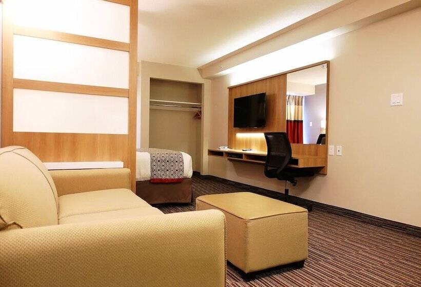 スイート, Microtel Casselman