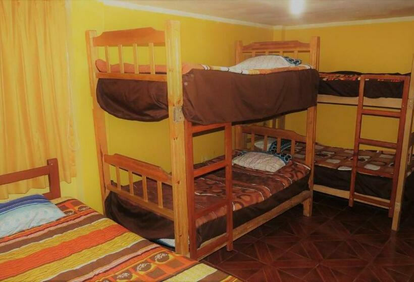اتاق استاندارد چهار تخته, Nery Lodging