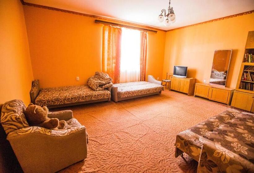 Номер Стандарт Четырехместный Совместный Санузел, Guest House In Drachino