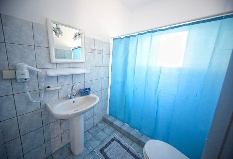 Студия Стандарт, Crystal Blue Hotel, Barbati