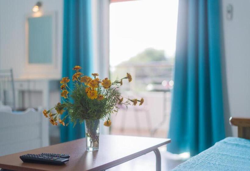 Семейное Студио, Crystal Blue Hotel, Barbati