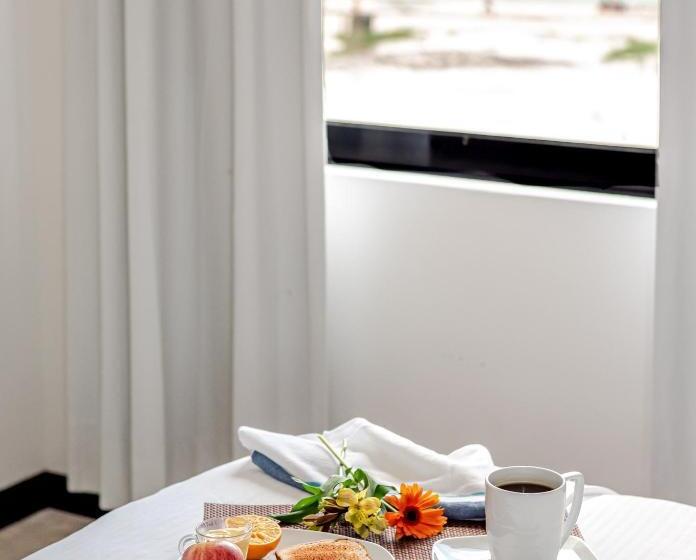 Apartament 2 Sypialnie Widok Morze, Vela S Condos Ocean Front