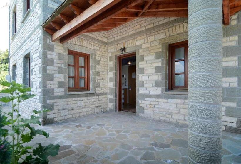Полулюкс Одноместный с Террасой, Dilofo Hotel Luxury Suites