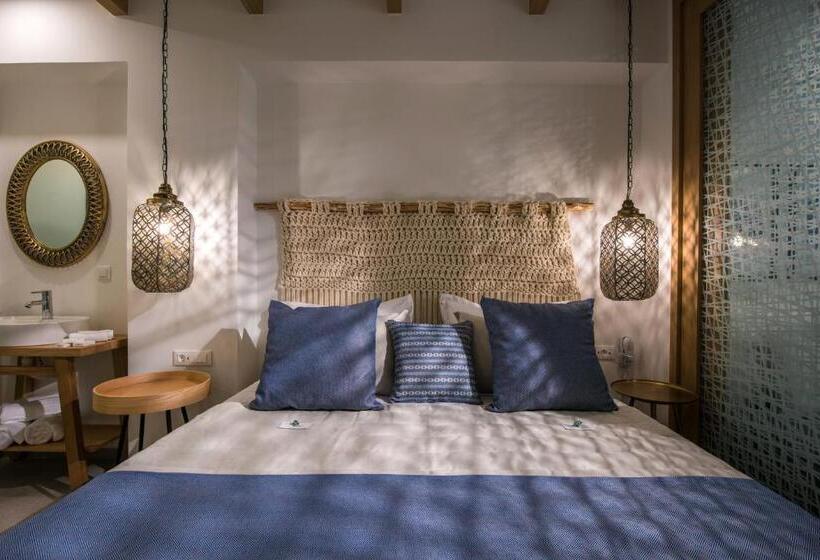 스위트 킹사이즈 침대, Omiros Boutique Hotel   Adults Only