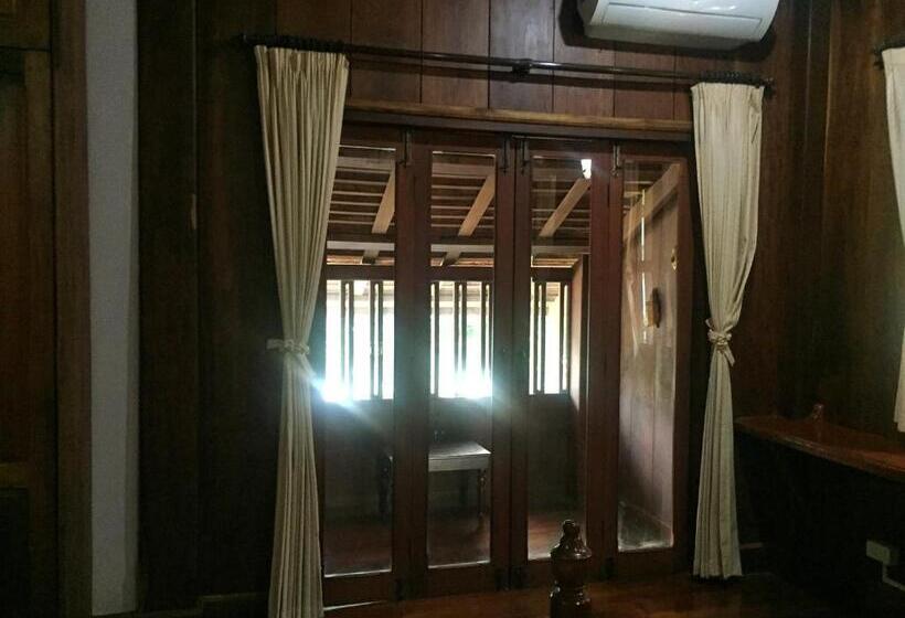 豪华房间, Villa Sayada