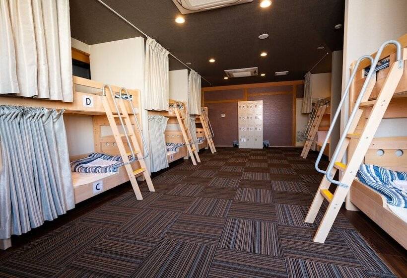 Кровать в Общей Комнате, Guest House Ouka