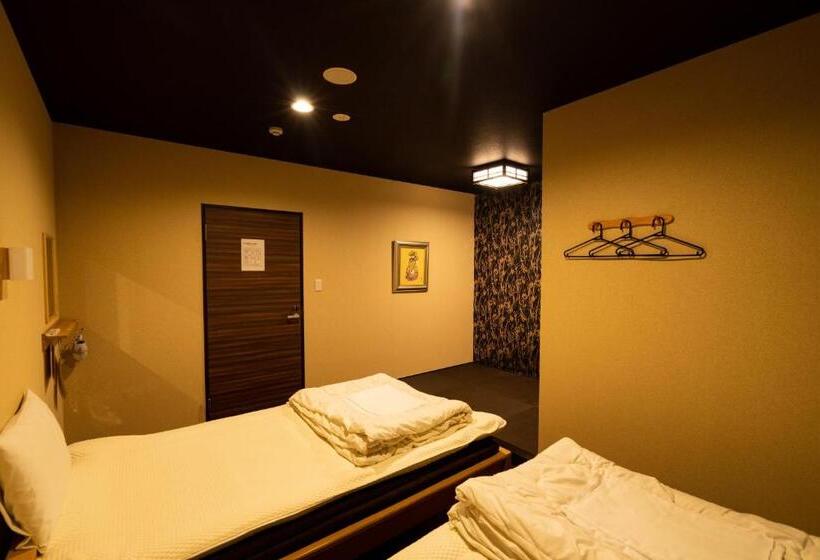 Трехместный Номер Стандарт Совместная Ванная, Guest House Ouka