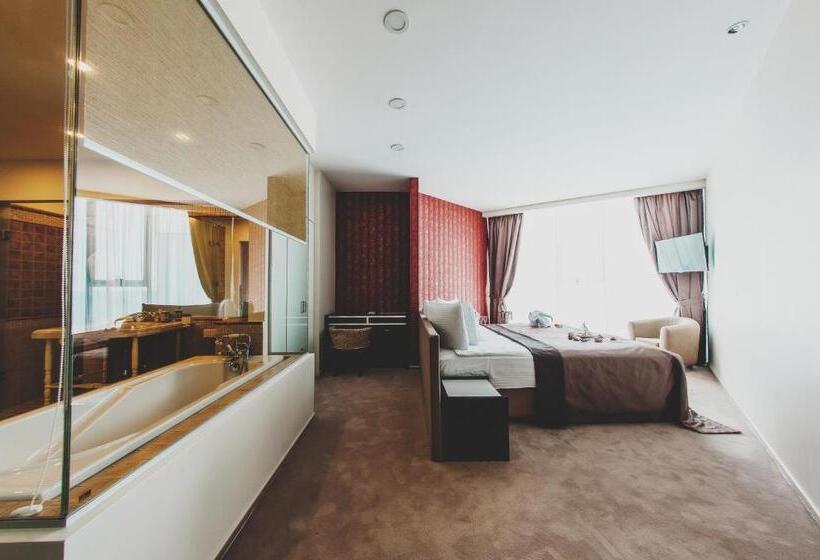 استودیوی استاندارد با چشم‌انداز دریا, Boutique Hotel Portofino
