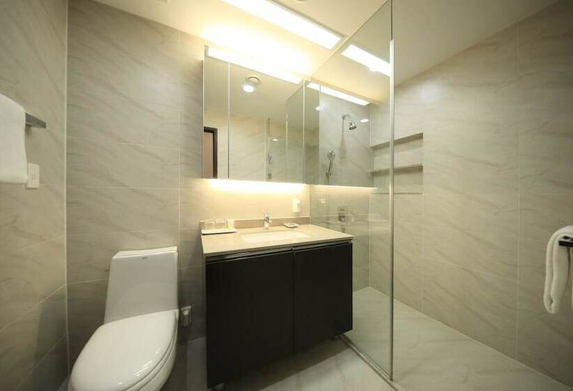 침실 4개 아파트, Orakai Insadong Suites