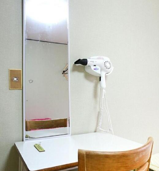 Quarto Estandar Banheiro Compartilhado, Apple Tree Guesthouse