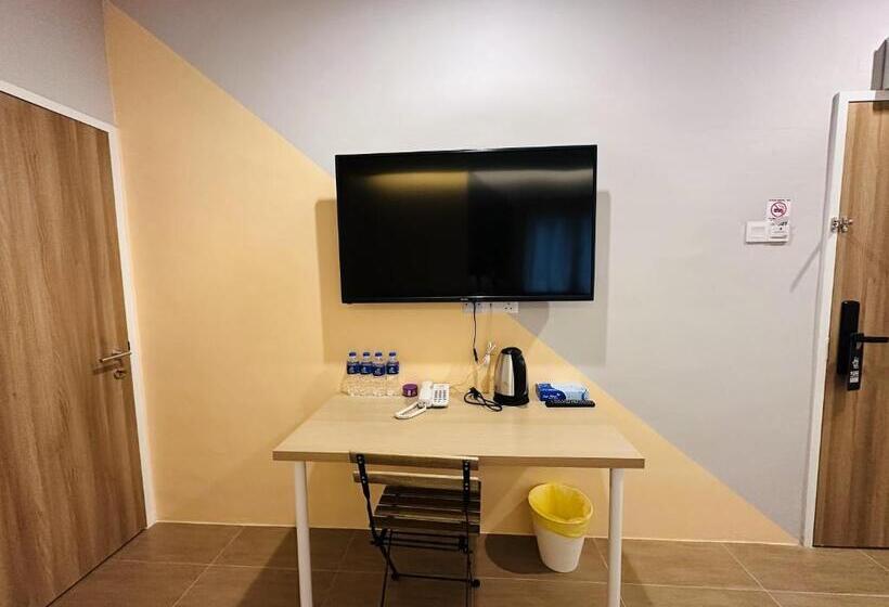 スタンダードスタジオ, T+ Hotel Sungai Petani