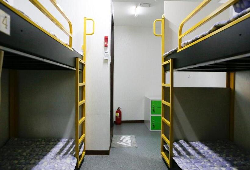 ルームシェアのワンベッド, Dream Guesthouse