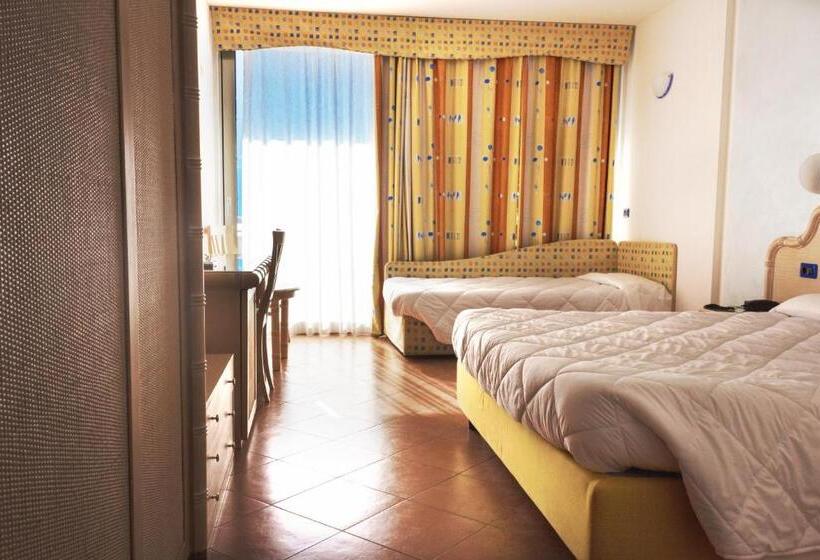 Семейный Номер Superior, Surf Hotel Pier   Montagnoli Group