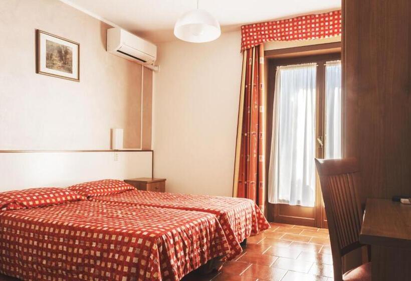 Номер Стандарт, Surf Hotel Pier   Montagnoli Group