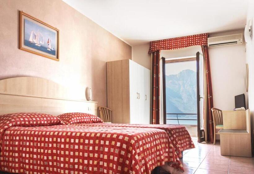 Номер Стандарт, Surf Hotel Pier   Montagnoli Group